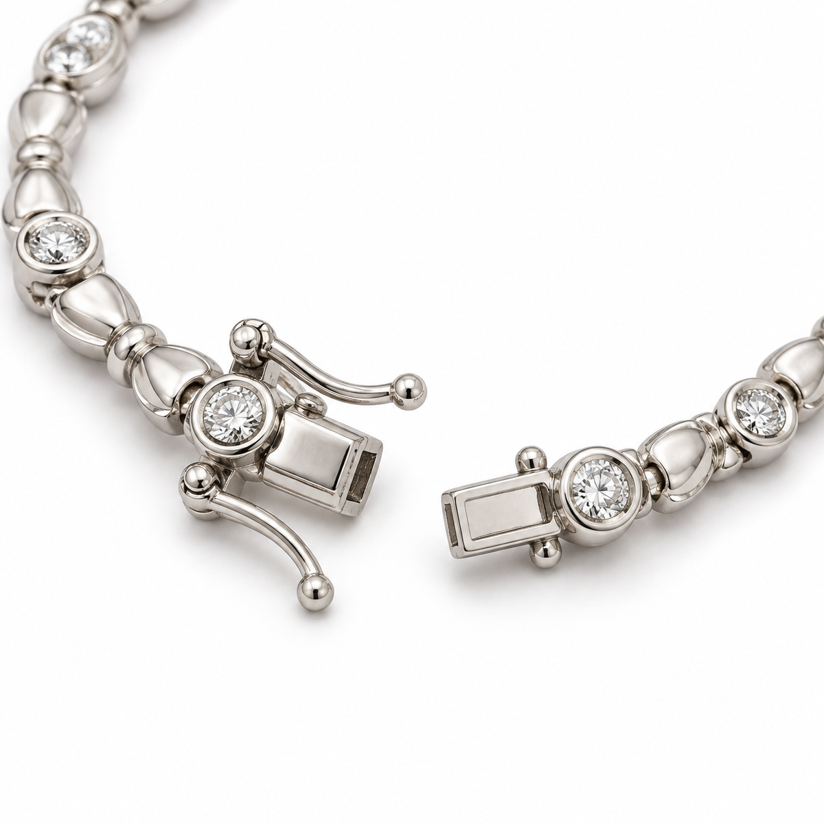 18K White Gold Diamond Link Bracelet – 1.10 CTW