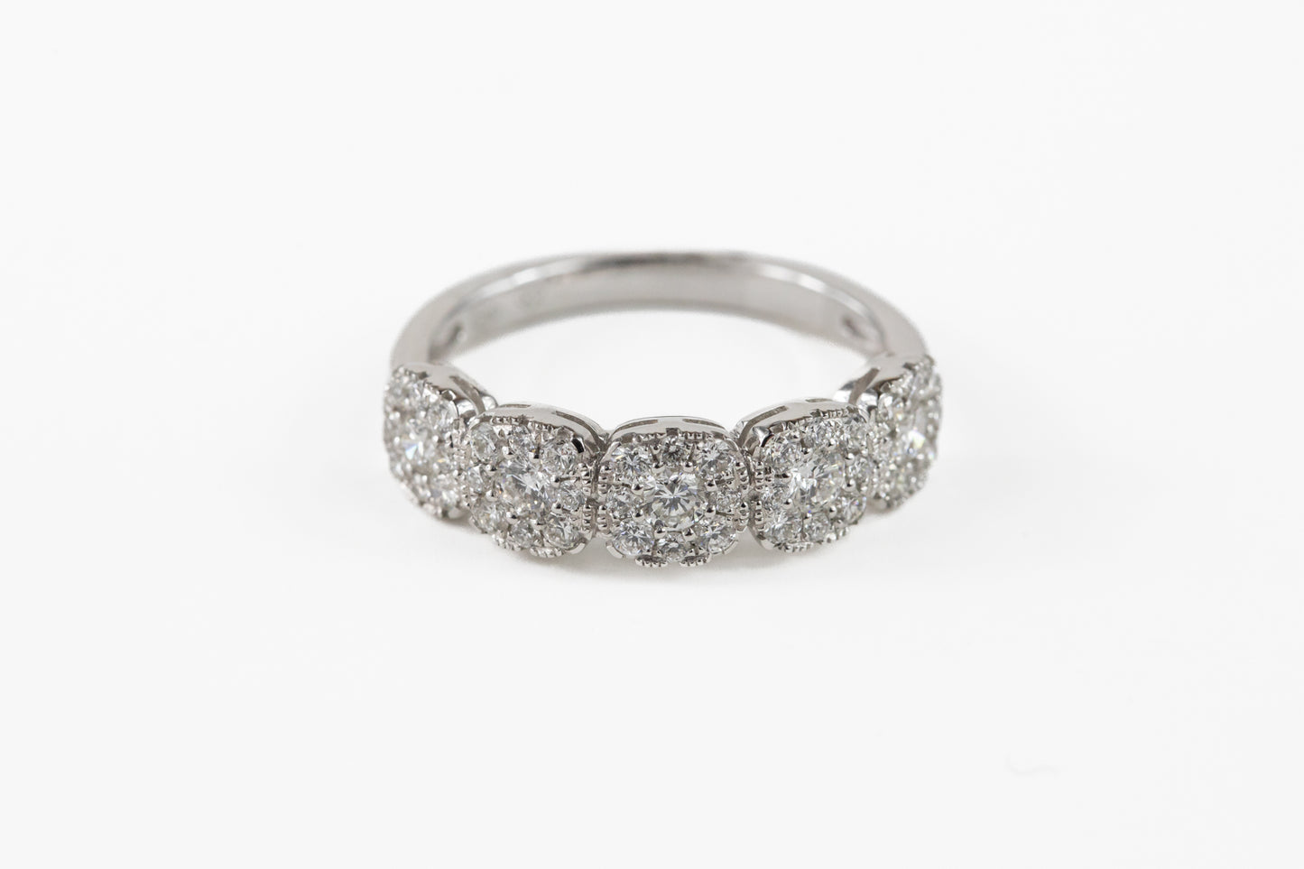 Diamond Cluster in 18kt White Gold Dinner Ring