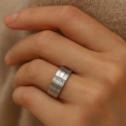 14K White Gold Ring With Natural Diamond Stones