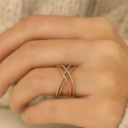 Bague de fiançailles croisée en or rose 14 carats avec diamants