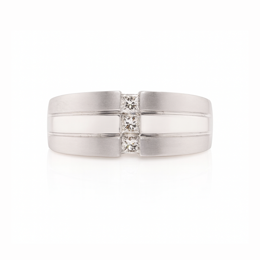 14K White Gold Ring With Natural Diamond Stones