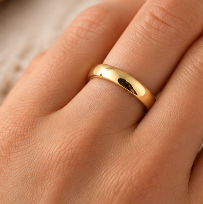 18K Yellow Gold 4MM Polished Wedding Band