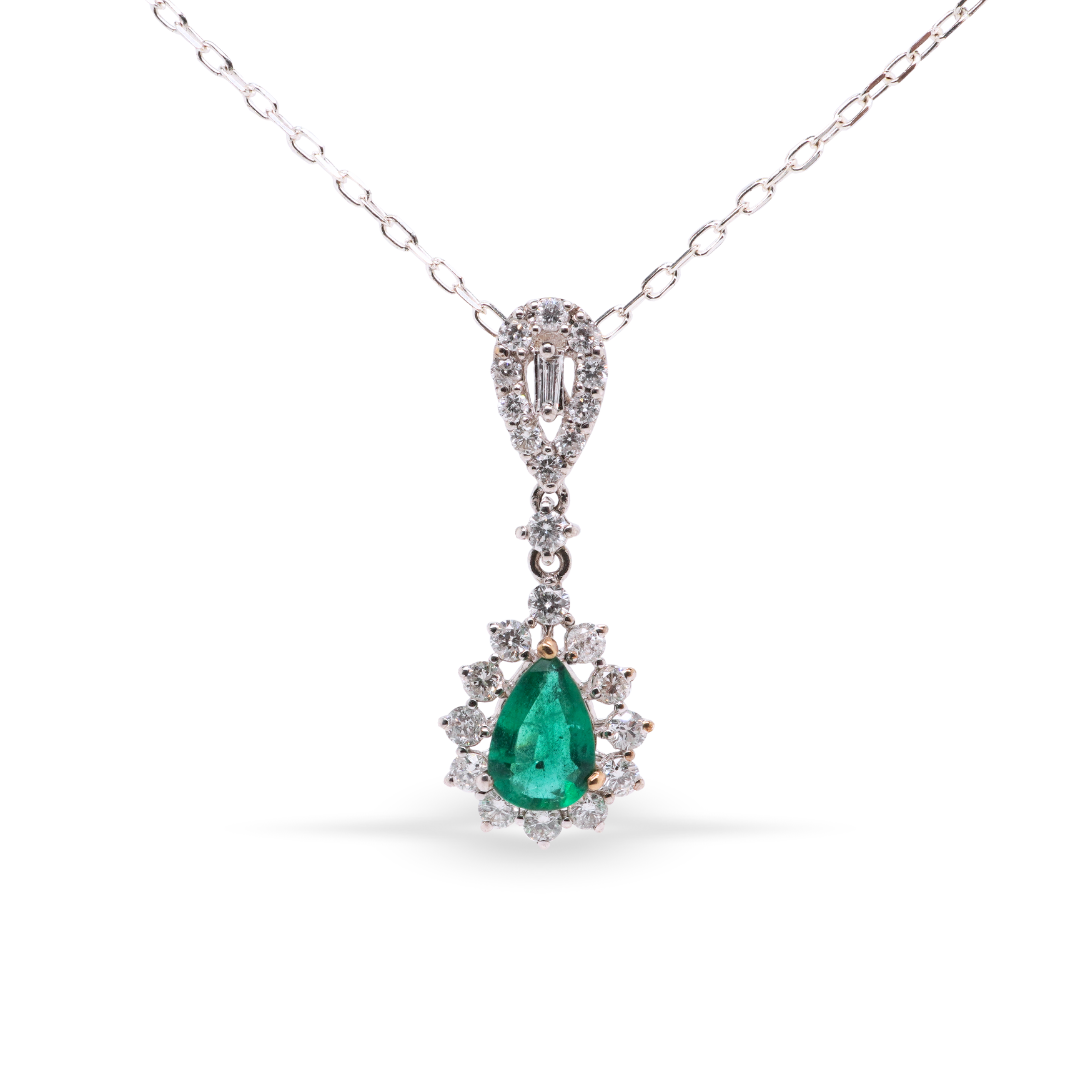 White Gold Pendant with an Emerald