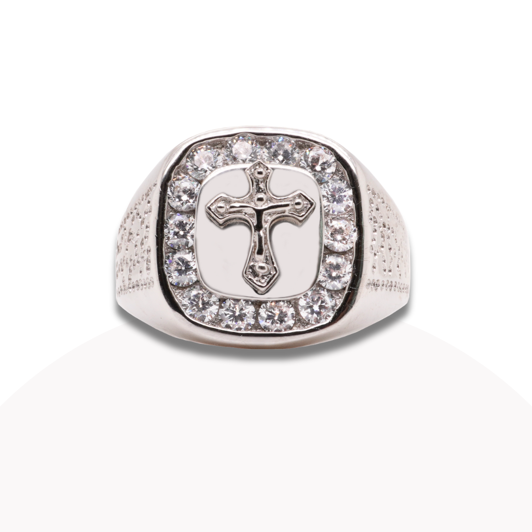 Bague en argent pour homme avec croix et pierres latérales en oxyde de zirconium