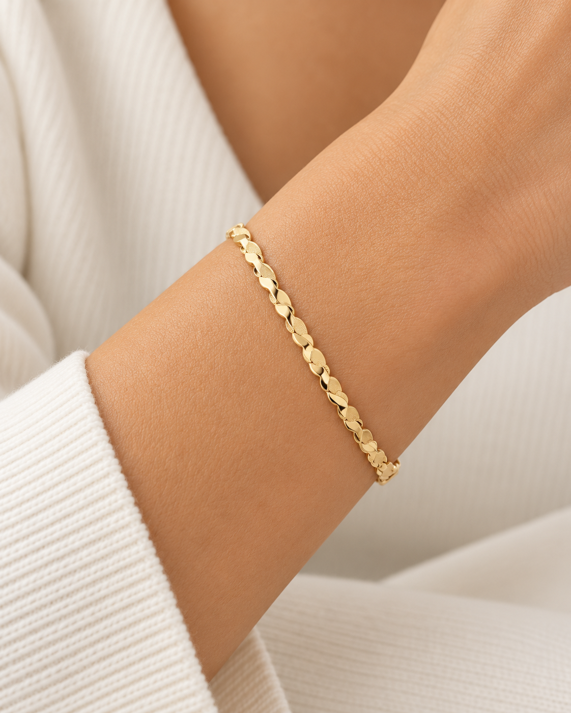 14K Yellow Gold Textured Wave-Link Fashion Bracelet