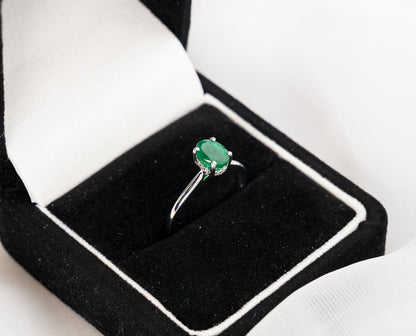 0.91 Carat Oval Natural Green Emerald 0.04ct Diamond Solitaire Engagement Ring